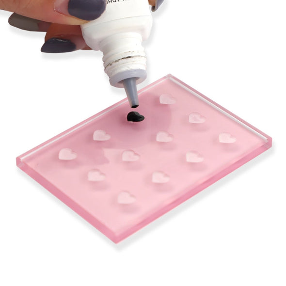 12 Heart-Shaped Pink Hole Glue Holder